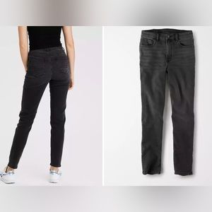 AE Stretch Mom Jean - Washed Black